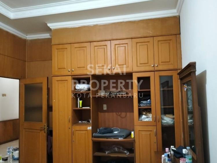 Dijual/Disewa Ruko 3 Lantai di jl. Rambutan - Arifin Ahmad