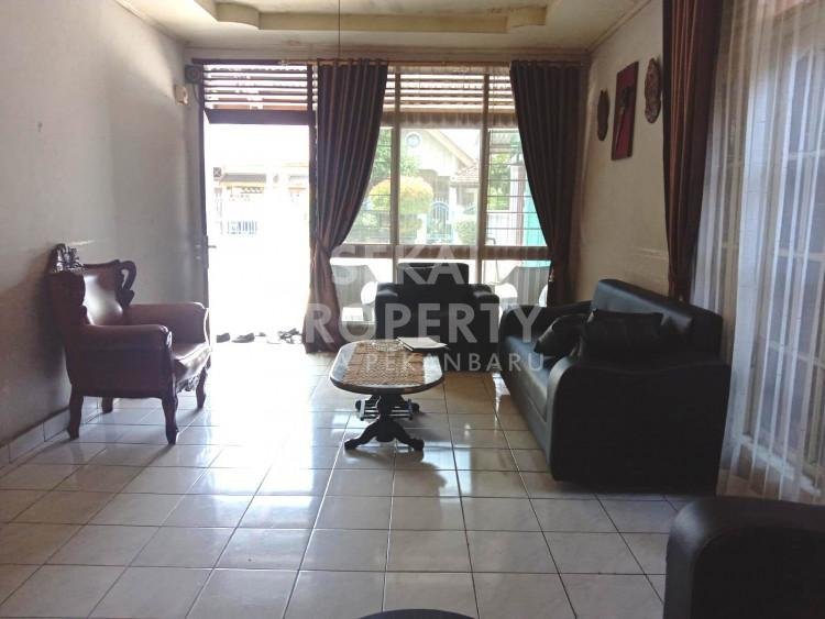 Dijual Rumah Bulatan Murah, Di Tepi Jalan Besar, Di Jl. Beringin - Pekanbaru