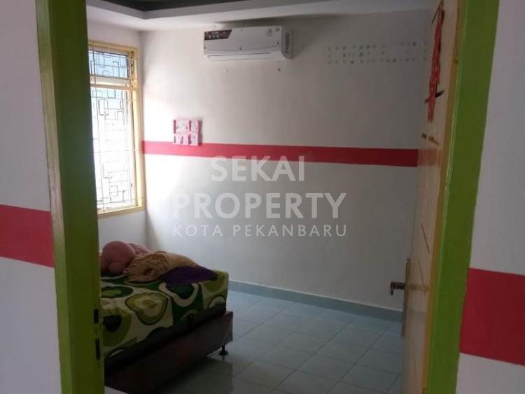 Lihat semua foto