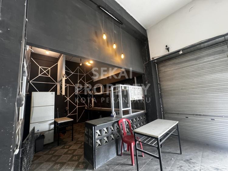 DISEWAKAN RUKO GANDENG 2 UNiT 4 LT JL.JEND SUDIRMAN