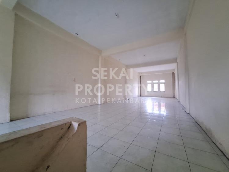 Lihat semua foto