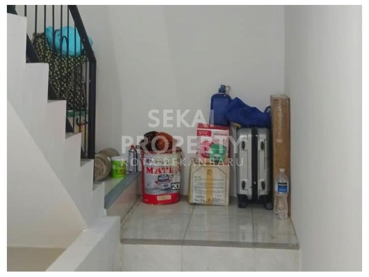 Lihat semua foto