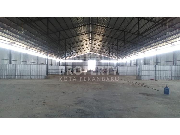 DIJUAL /DISEWAKAN GUDANG LOKASI KERAMAT WATU SERANG
