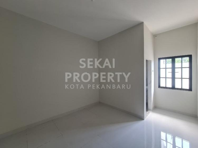 Lihat semua foto