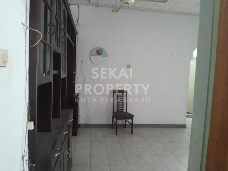 Lihat semua foto