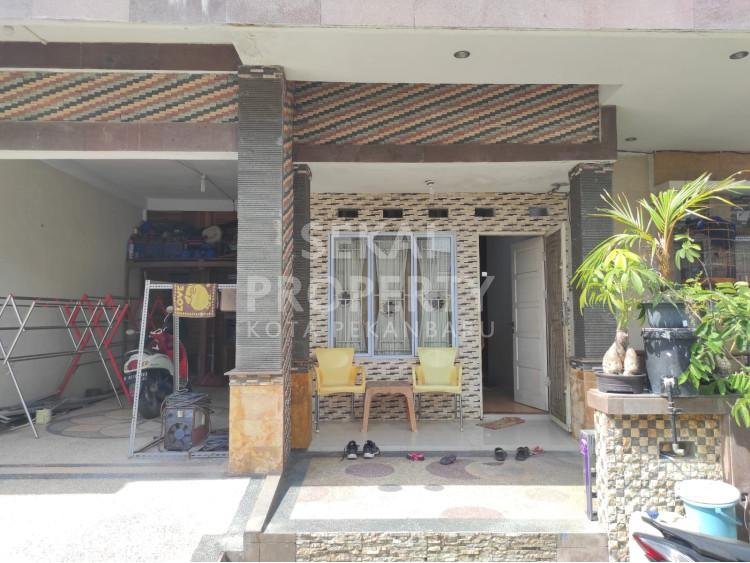 DI JUAL RUMAH 2 LT DI JLN SOEKARNO HATTA DEKAT KARTAMA PEKANBARU