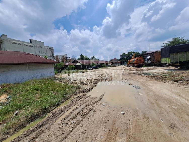 DIJUAL SEBIDANG TANAH LOKASI JL.SM AMIN-PEKANBARU
