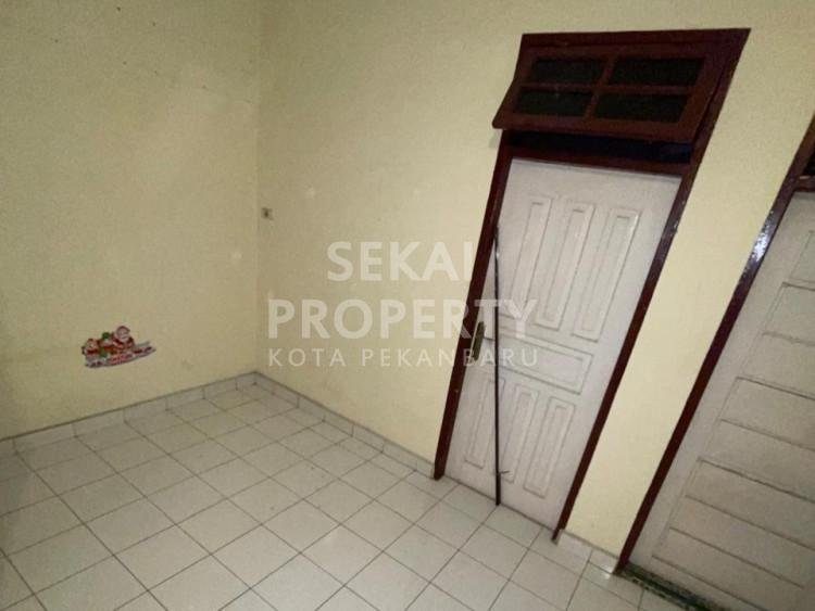 Lihat semua foto
