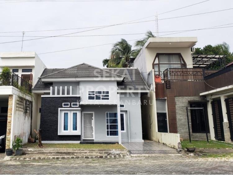 Dijual Rumah Cluster 1 Setengah Lantai Jl Tengkubey- Bukit Raya