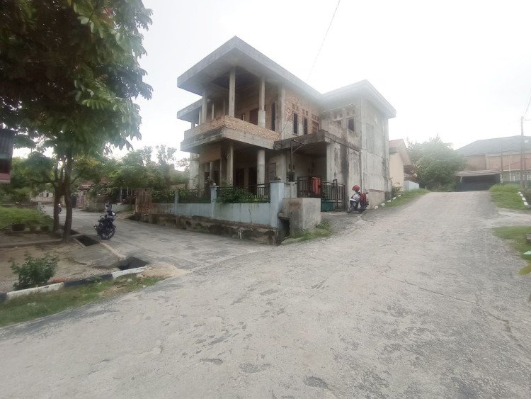 Dijual Rumah Bulatan 2lt murah, JL.Tengku Bey Ujung - Pekanbaru