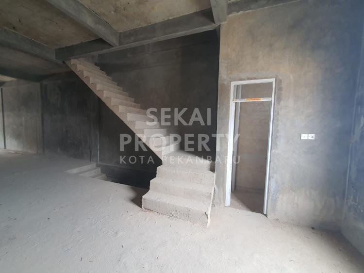 Disewa Ruko 3 Lantai daerah Sigunggung (2 Unit)