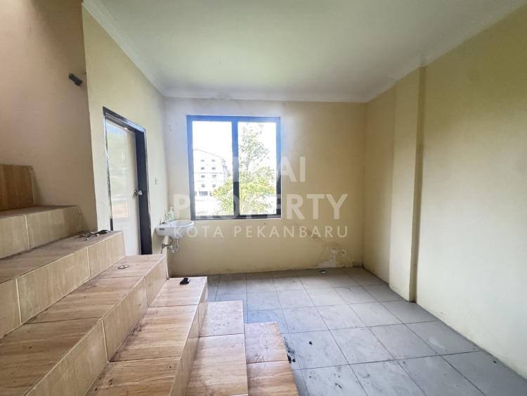 DIJUAL RUKO 2 LT  JL.JEND SUDIRMAN