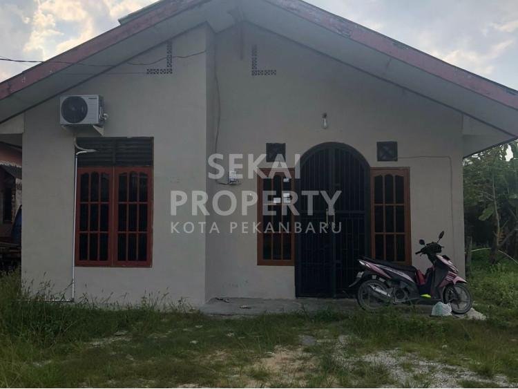 DI JUAL RUMAH + TANAH LOKASI DI JL. REBUNG