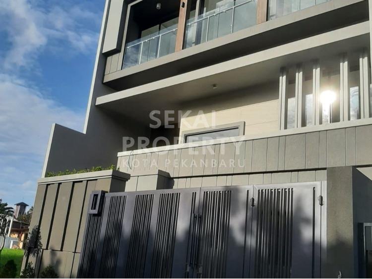 Diijual Rumah Mewah 2 Lantai Pulau Sepa - Jakarta Barat