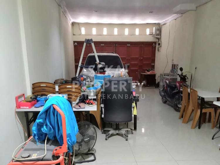 DIJUAL RUKO SIAP PAKAI 3 LANTAI LOKASI JL.KULIM - PEKANBARU