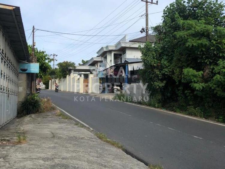 Dijual 1 unit ruko 2,5 Lantai Di Jalan Satria Pekanbaru