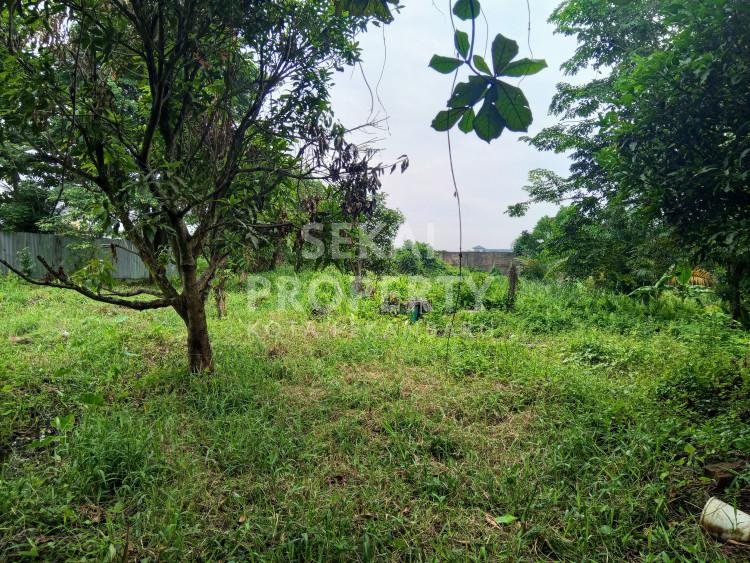 Dijual Tanah 3.000 m2 Jl. Nangka - Jl. SM. Amin  (Bagus untuk Gudang)