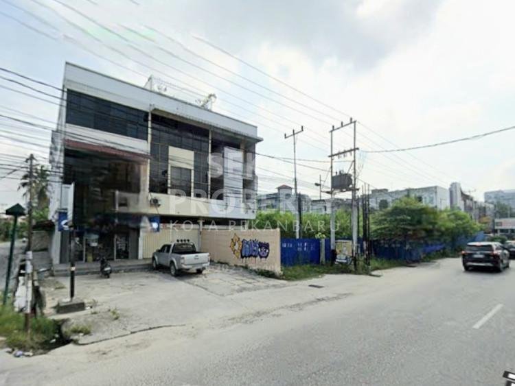 DIJUAL RUKO 3 LANTAI LOKASI JALAN RIAU - PEKANBARU