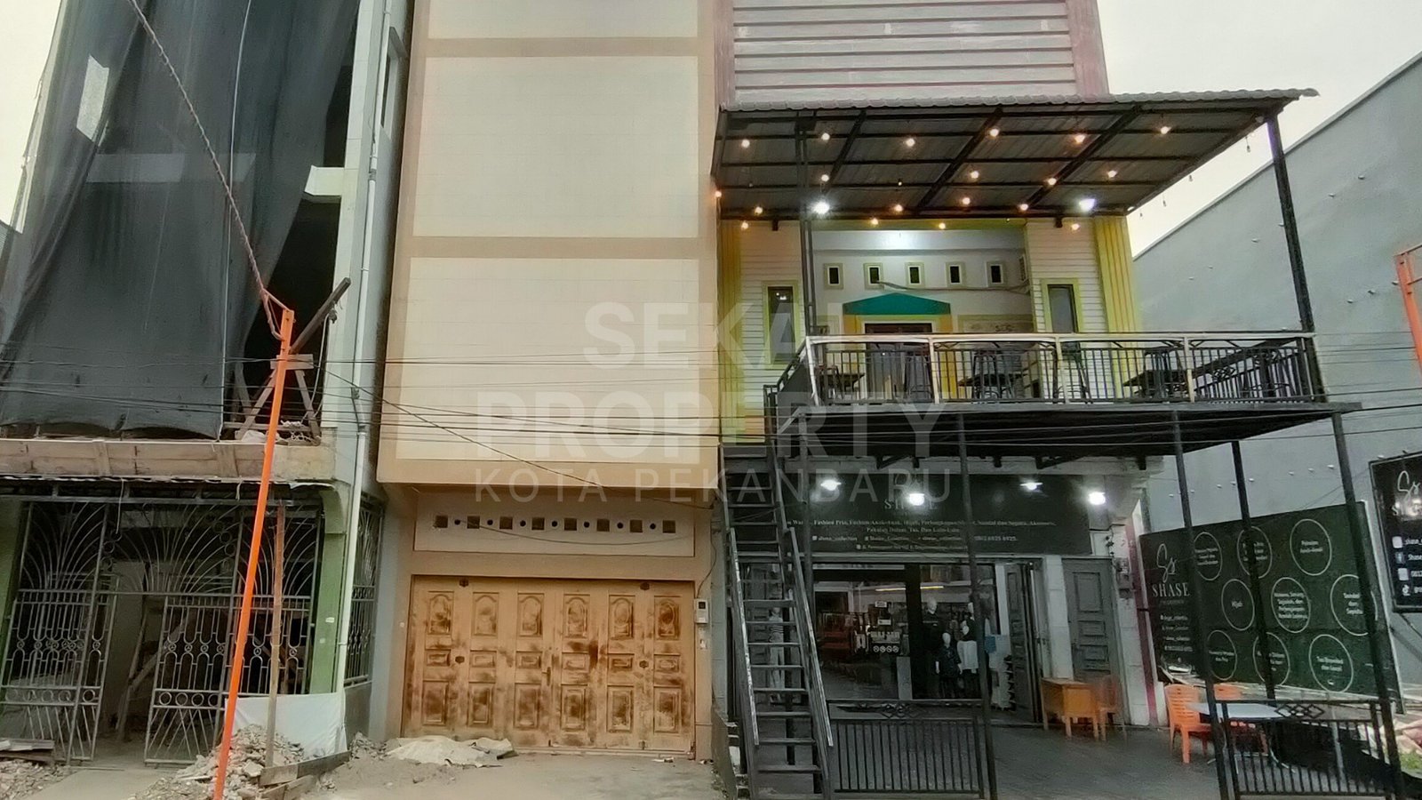 Ruko Dijual Tepi Jalan Raya Jln Perniagaan