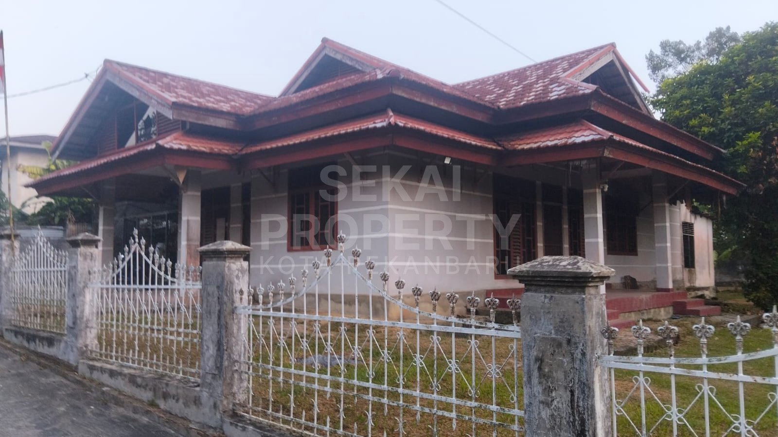 Dijual Rumah Bulatan Daerah Jl. Hangtuah