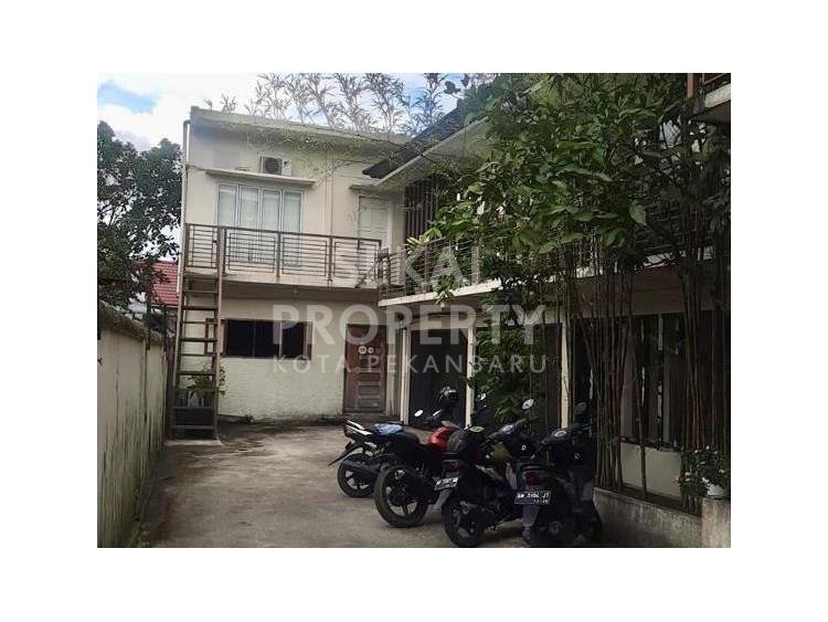 Dijual Gedung + Tanah lokasi Jl. Hangtuah - Pekanbaru