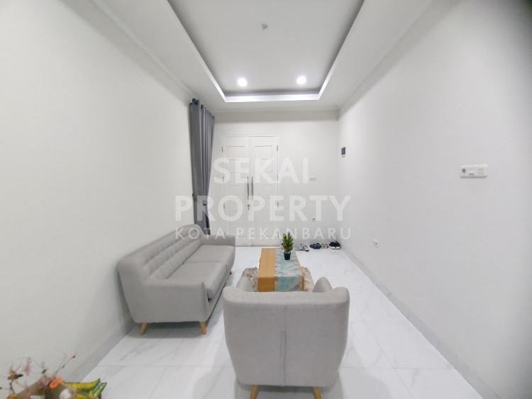 Dijual Rumah Cluster 2 Lantai Siap Huni - Di Jalan Bakti 1 / Soekarno Hatta Pekanbaru