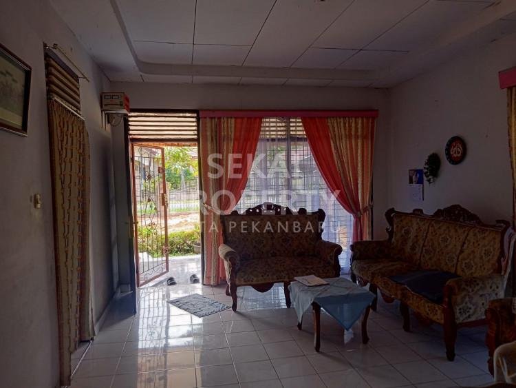 DIJUAL RUMAH DI JALAN PEMBANGUNAN - PEKANBARU