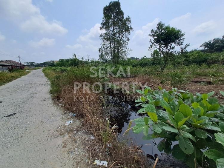 DIJUAL SEBIDANG TANAH COCOK BANGUN PERUMAHAN DI JL.DHARMA BAKTI UJUNG-PEKANBARU