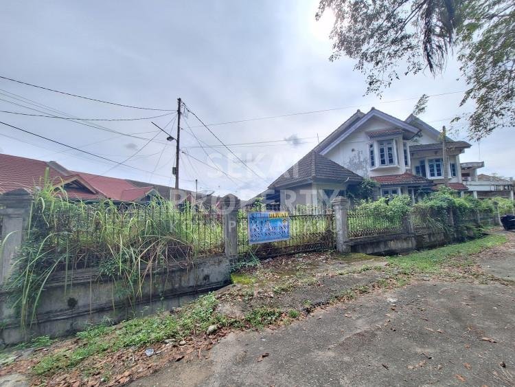 DIJUAL 2 UNIT RUMAH COUPLE 2 LANTAI LOKASI PERUMAHAN CLUSTER JUNDUL.LAMA-PEKANBARU