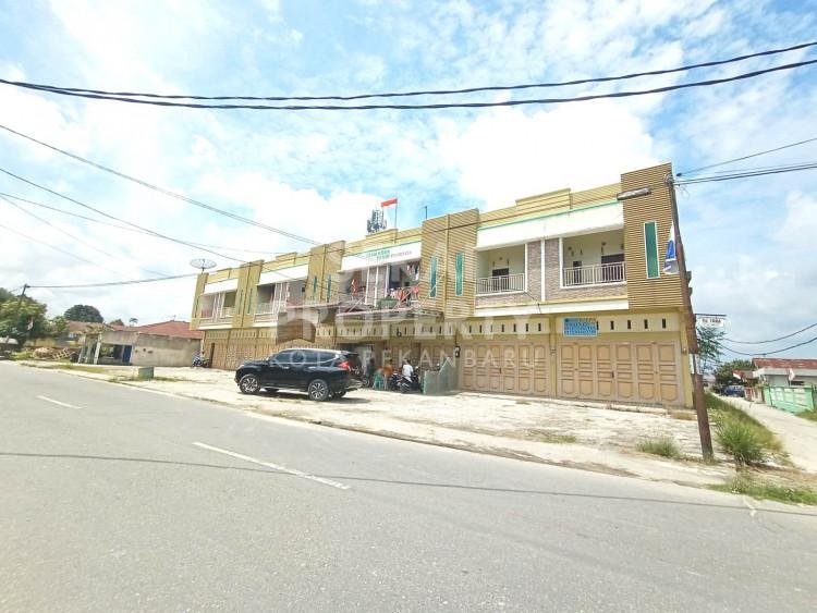Disewakan Ruko Gandeng 2lt murah tepi jalan besar di Jl. Sidorukun - Pekanbaru