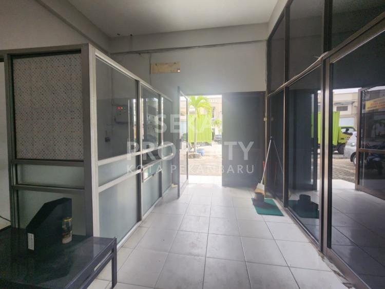 DIJUAL GUDANG GANDENG DI PERGUDANGAN AVIAN JALAN SIAK 2 PEKANBARU