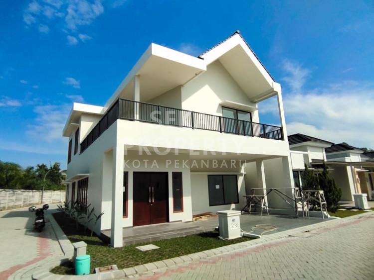 DIJUAL RUMAH CLUSTER MEWAH 2 LANTAI POSISI HOOK LOKASI JL. PARIT INDAH - PEKANBARU