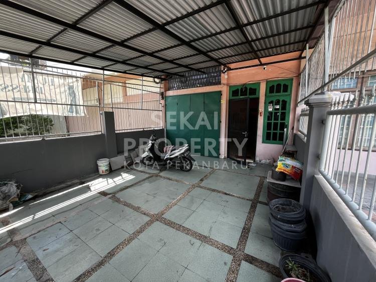 Dijual Ruko 2,5 Lantai Jl Kuantan Raya