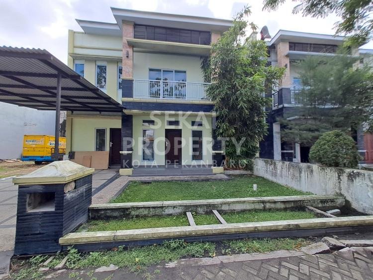 DIJUAL / DISEWAKAN RUMAH CLUSTER 2 LT LOKASI PANAM-PEKANBARU