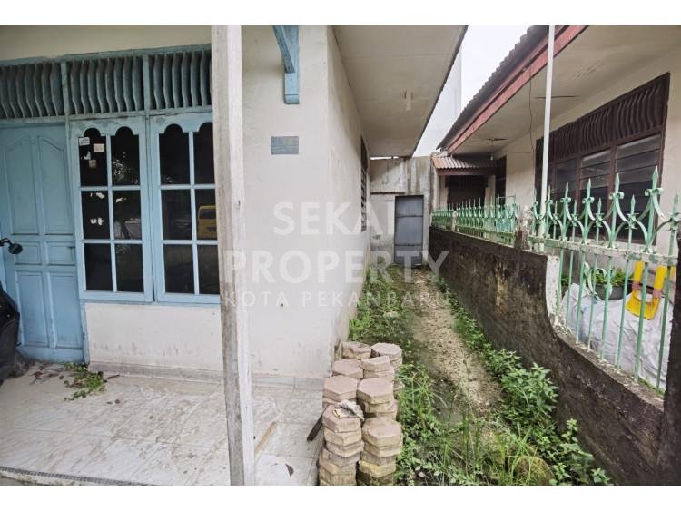 Dijual rumah tengah kota Jl. Neraca / Paus - Pekanbaru