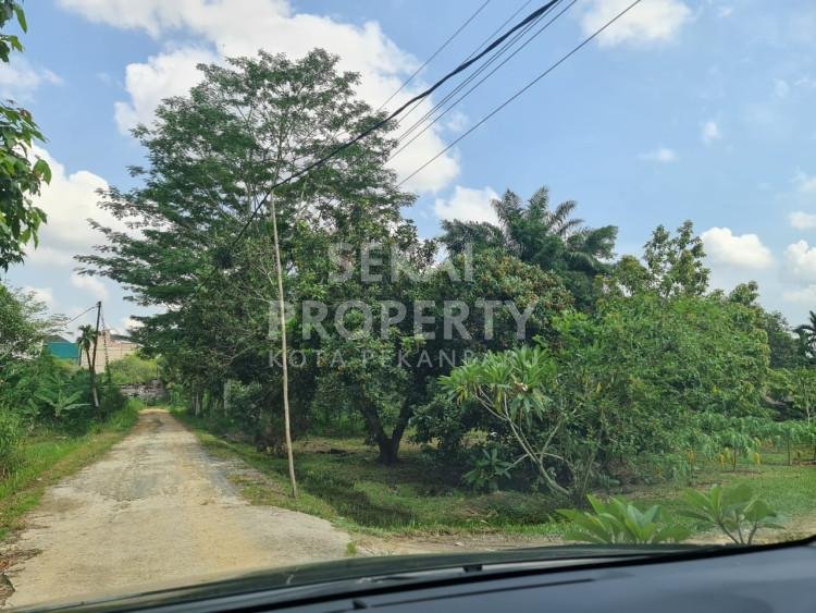 DIJUAL SEBIDANG TANAH LOKASI JL. PARIT INDAH - PEKANBARU