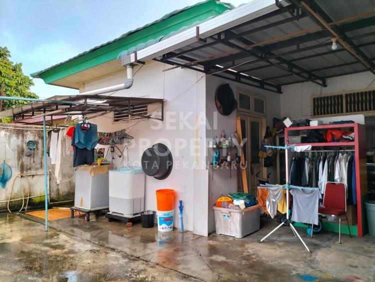 Lihat semua foto