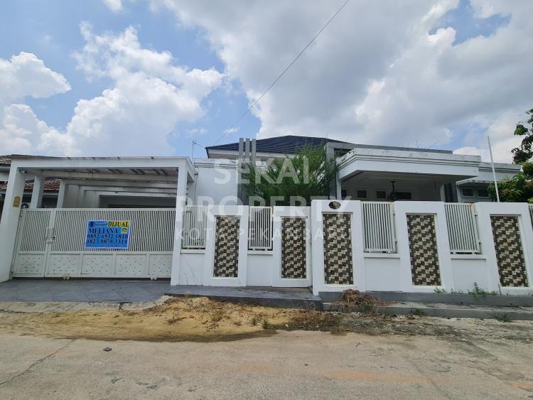 Dijual 1 unit rumah siap huni lokasi Jalan Paus tengah kota Pekanbaru