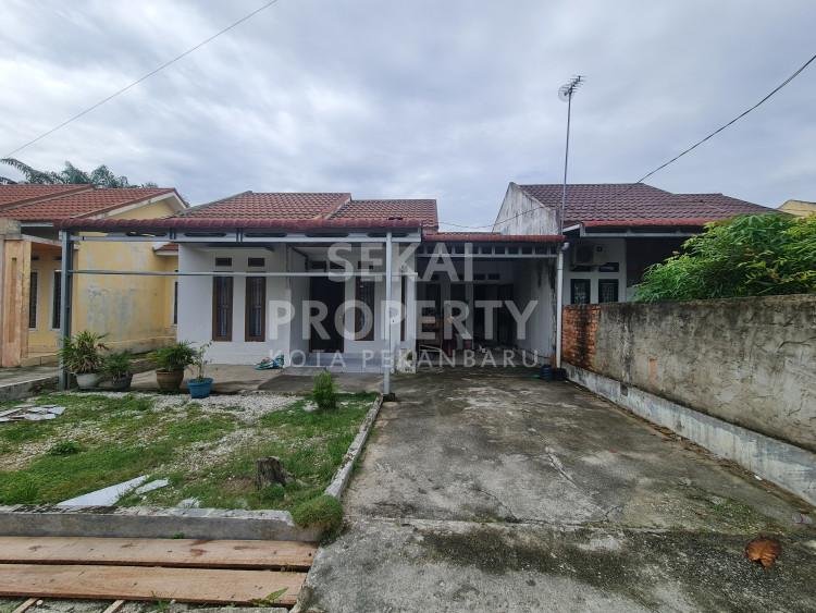 Di Jual 1 unit rumah siap huni type 45 lokasi Jalan Taman Karya Ujung Panam tengah kota Pekanbaru