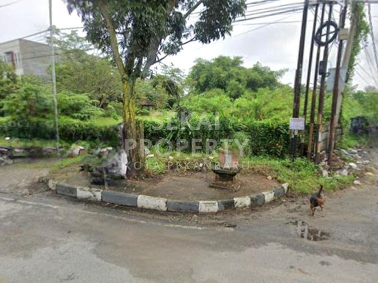 DIJUAL/DISEWAKAN SEBIDANG TANAH LOKASI TEPI JALAN ARIFIN AHMAD-PEKANBARU