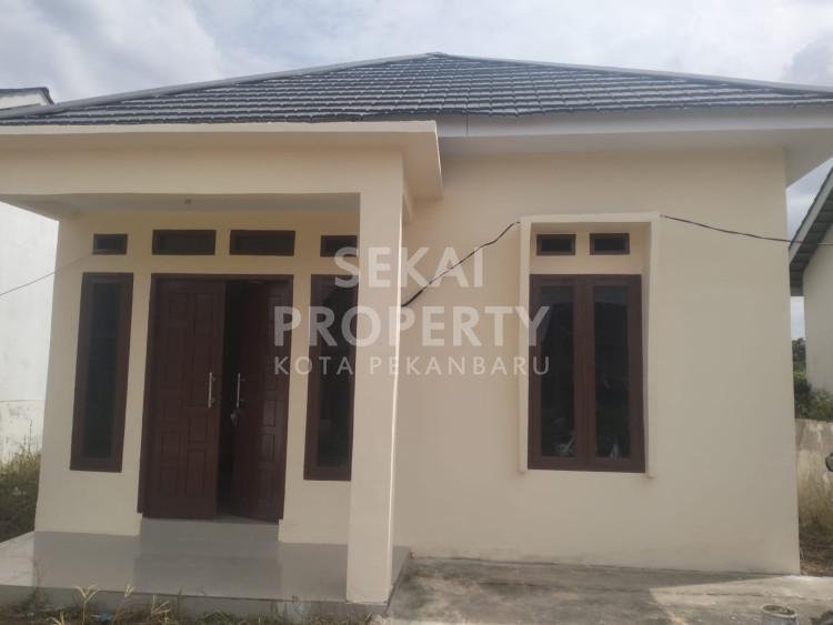 DIJUAL RUMAH BAGUS SIAP HUNI DI JL. FLAMBOYAN - PEKANBARU