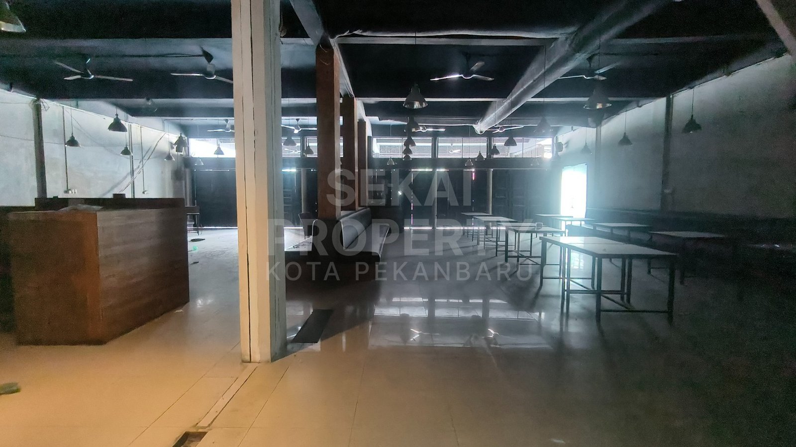 Disewakan Ruko 1 Lantai Lokasi Jalan Riau Ujung