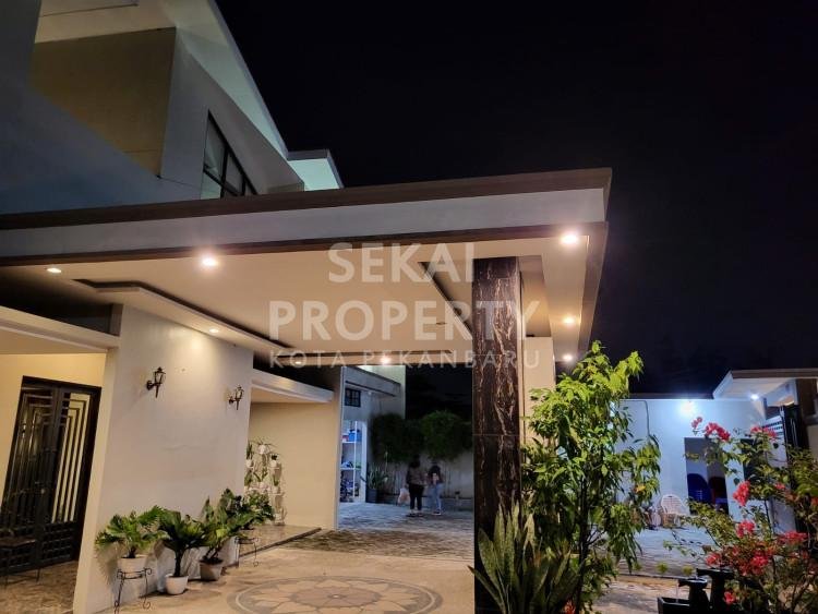 DI JUAL RUMAH + KOS KOSAN JL TUANKU TAMBUSAI