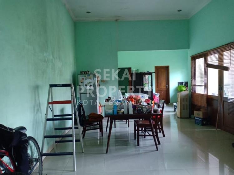 Lihat semua foto