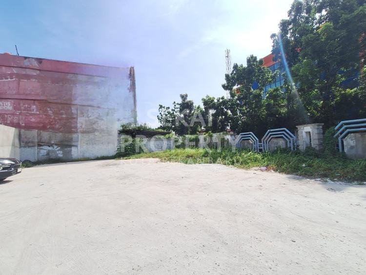 DISEWAKAN SEBIDANG TANAH TEPI JALAN SUDIRMAN-PEKANBARU