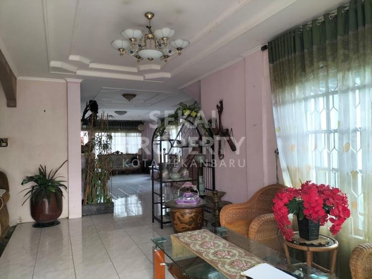 DIJUAL RUMAH JALAN TAMAN SARI PEKANBARU
