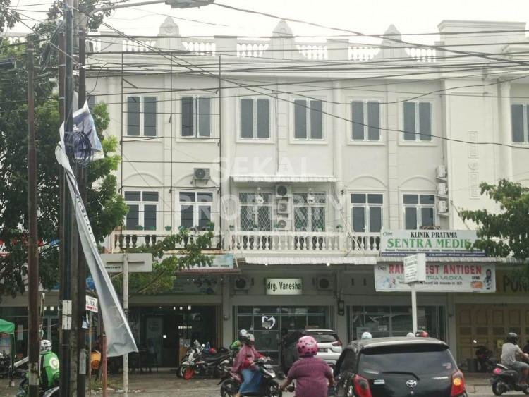 Dijual Ruko 3lt di Jl. SM. Amin / Royal Platinum - Pekanbaru