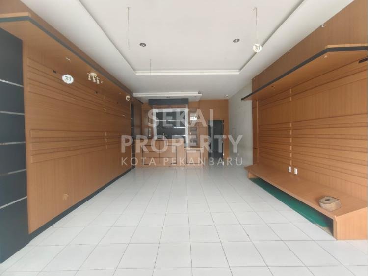 Dijual Ruko 3lt Siap Pakai di Jl. Hr. Soebrantas / Panam - Pekanbaru