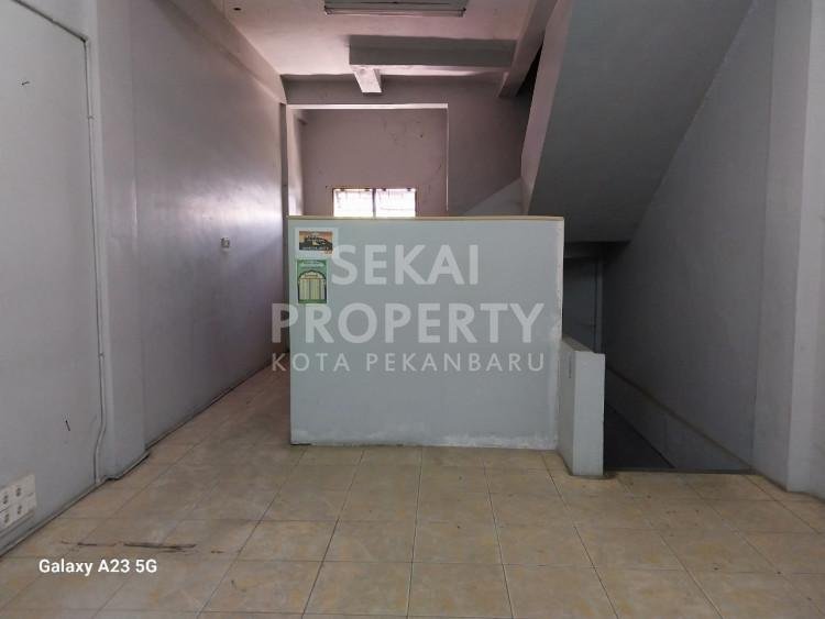 Lihat semua foto