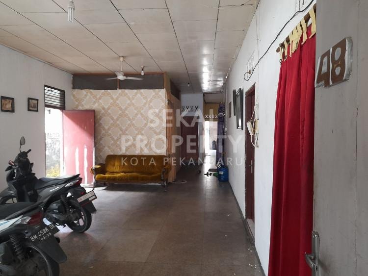 Dijual tanah dan bangunan tengah kota dan tepi jalan besar lokasi Lima Puluh - Pekanbaru